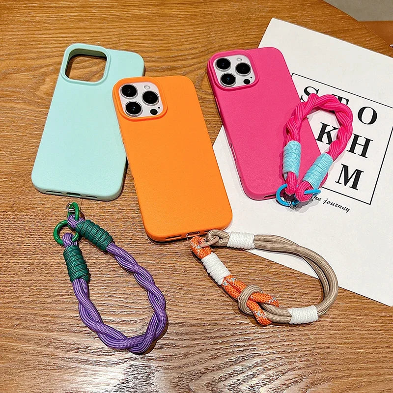 Capa iPhone Colors Pulseira Cordão